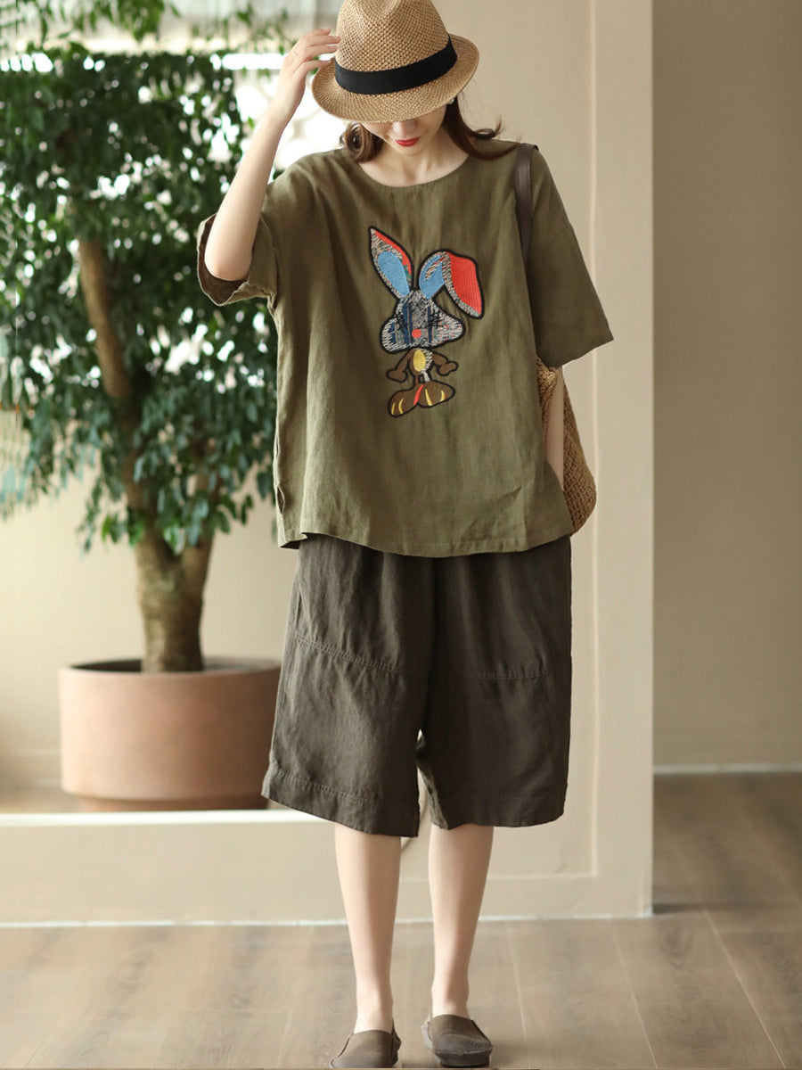 Effortlessly Elegant Pants with a Timeless Design