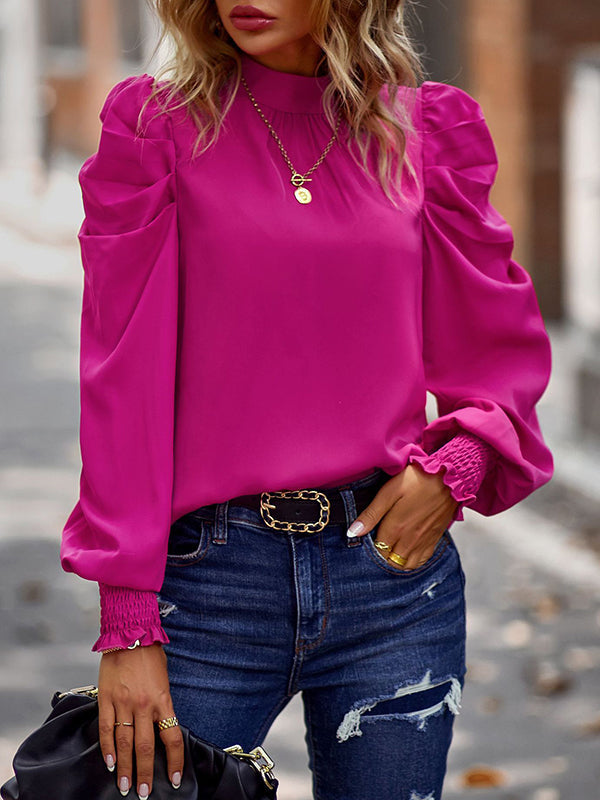 Well Tailored Blouse with a Graceful Silhouette