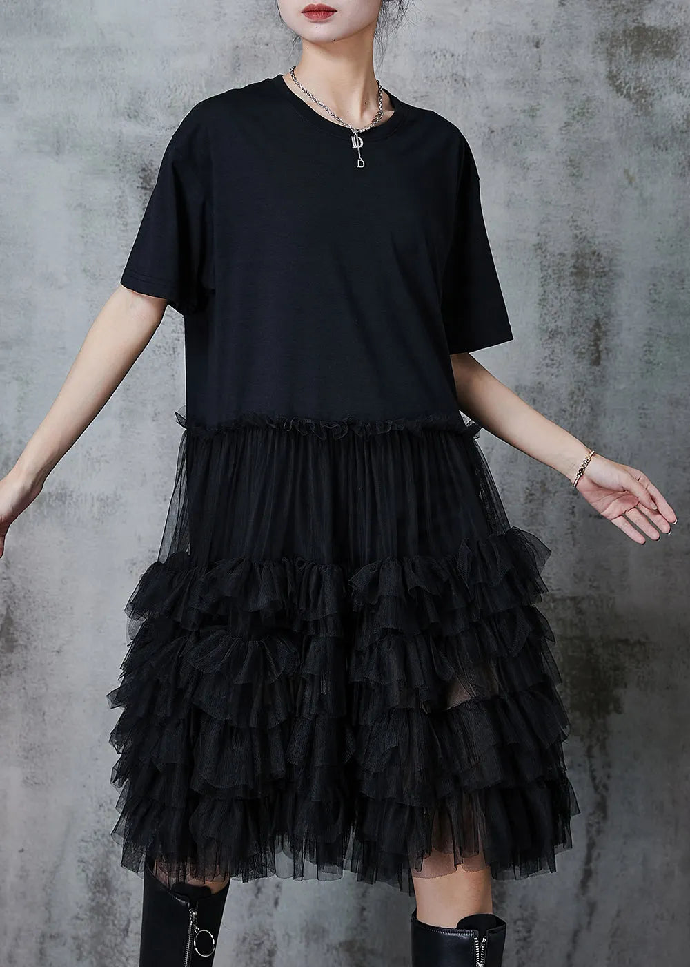 Classic Vintage & Enduringly Stylish Dress