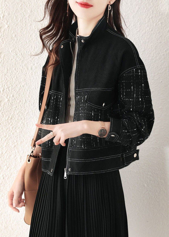 Elegantly Styled Coat for Everyday Wear
