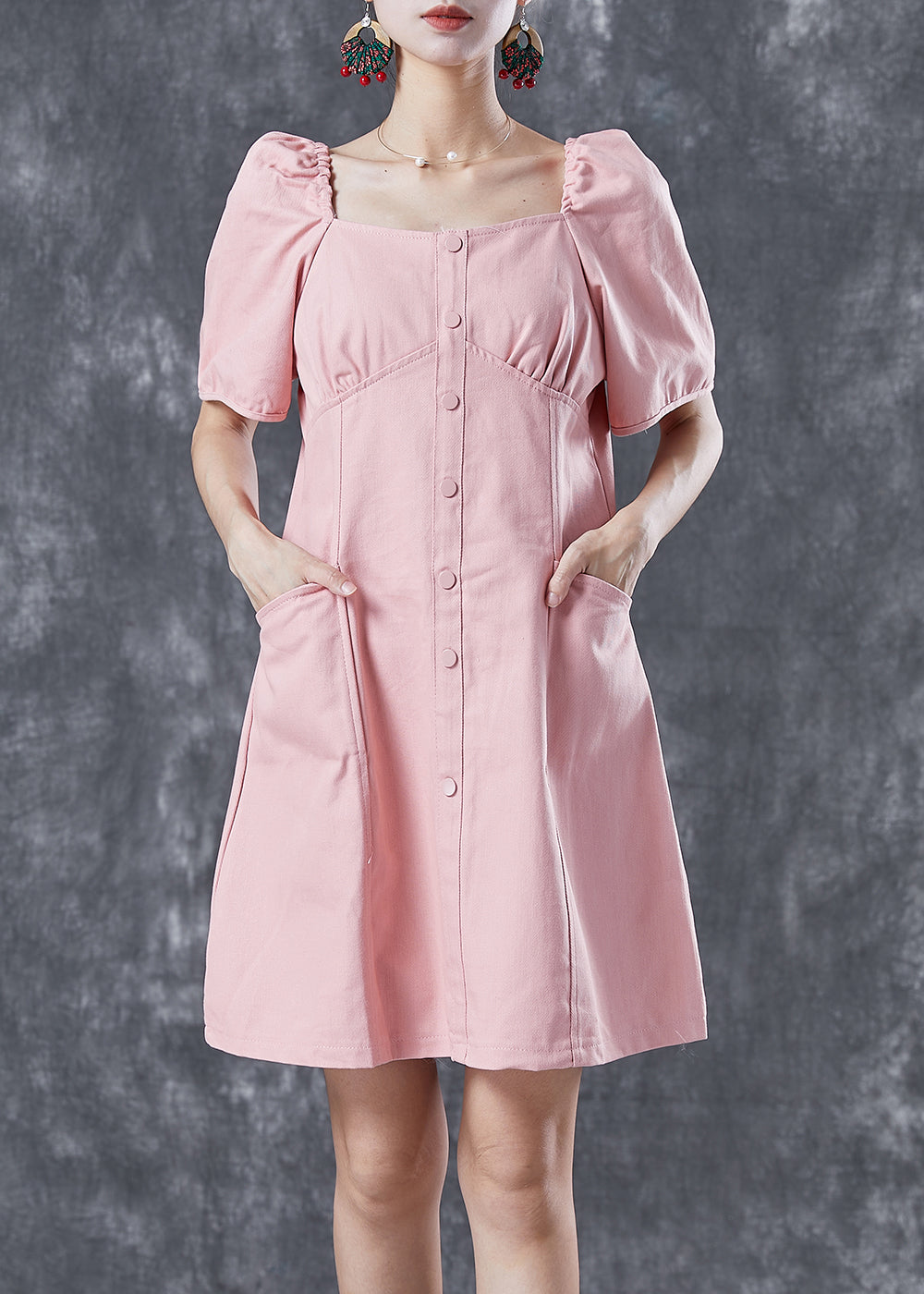 Beautifully Crafted Dress in a Classic Style