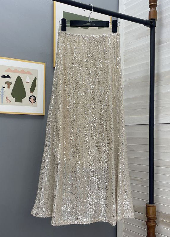 Well Tailored Garment with a Graceful Silhouette