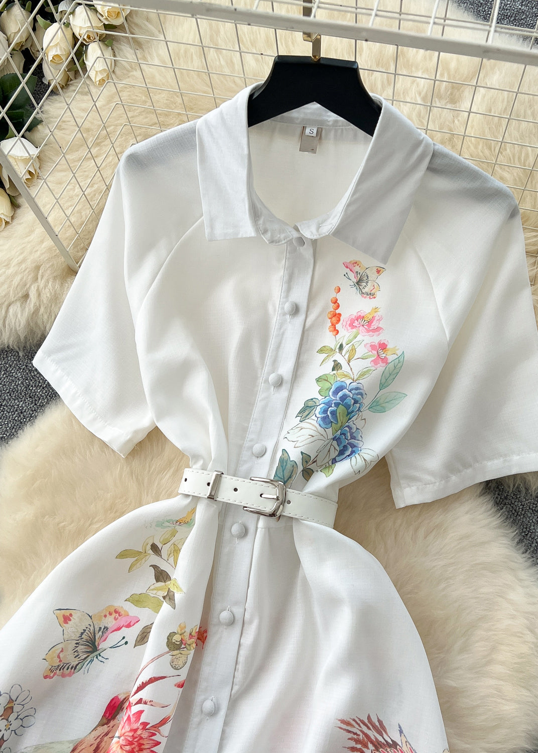 Gracefully Styled Dress for Any Occasion