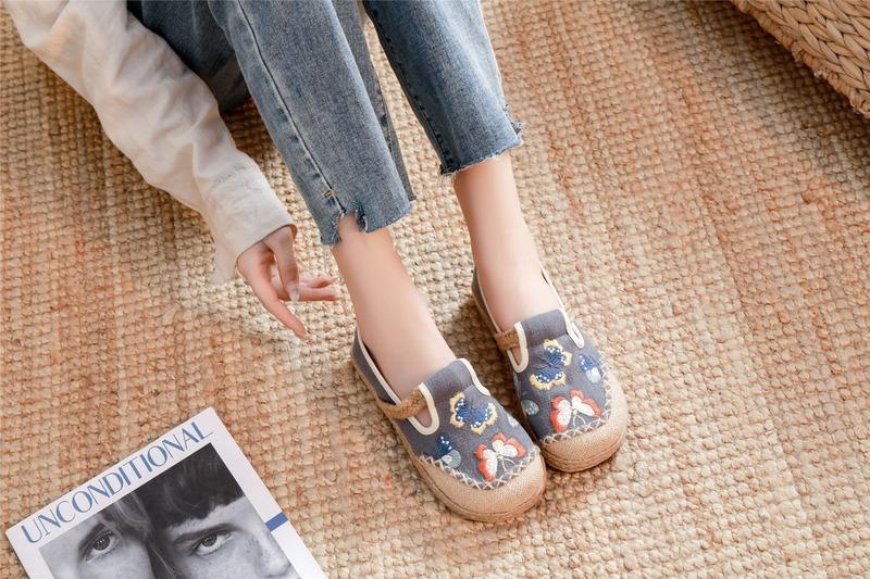 Chic Orthopedic Shoes with Unique Design
