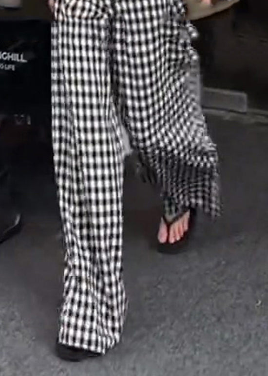 Classic Vintage Pants with a Flattering Fit
