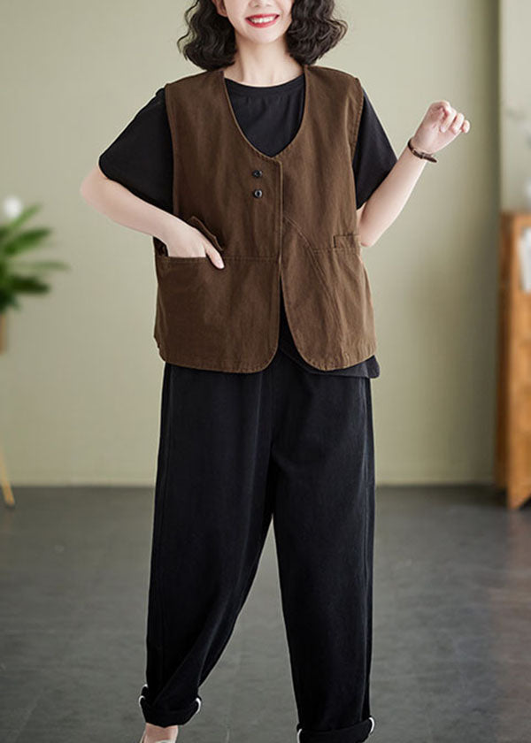 Sophisticated Garment with a Clean Classic Look