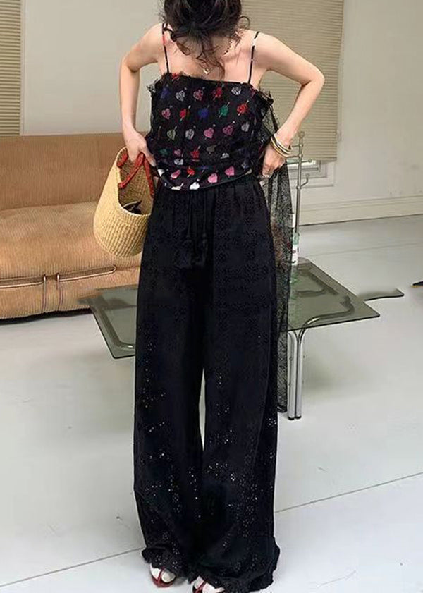 Well Tailored Pants with a Graceful Silhouette