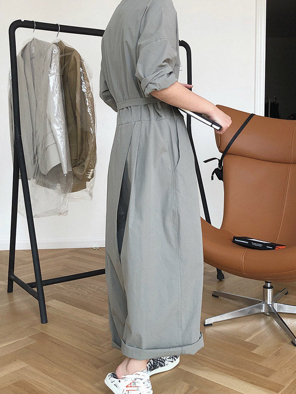 Effortlessly Elegant Garment with a Timeless Design