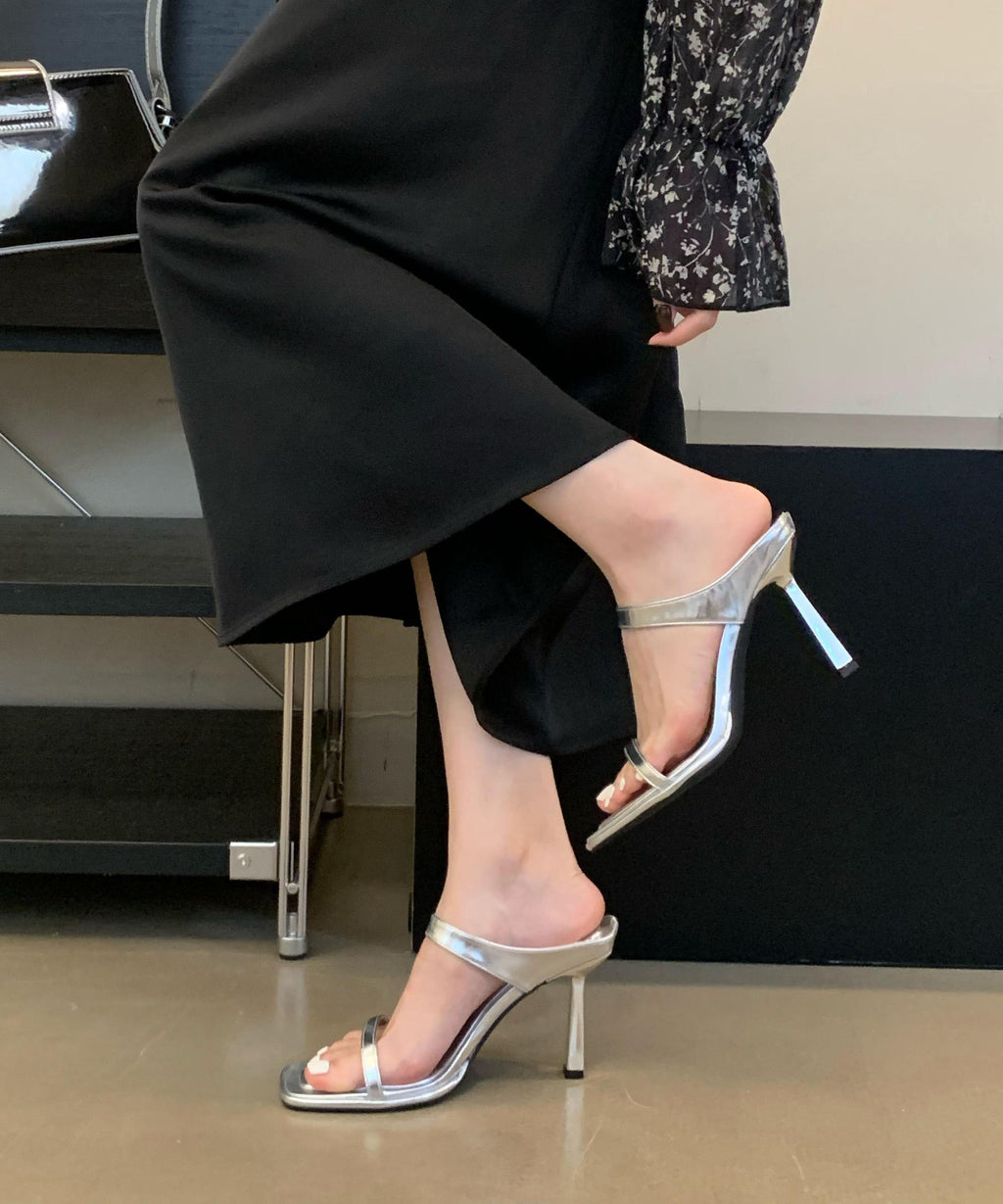 Graceful Orthopedic Sandals for Modern Look