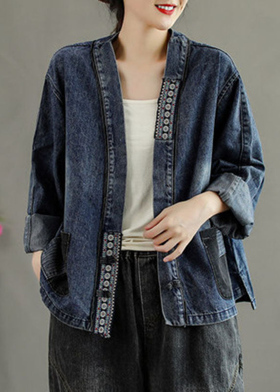 Elegantly Styled Coat for Everyday Wear