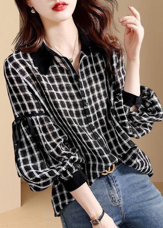 Classic Vintage Shirt with a Flattering Fit