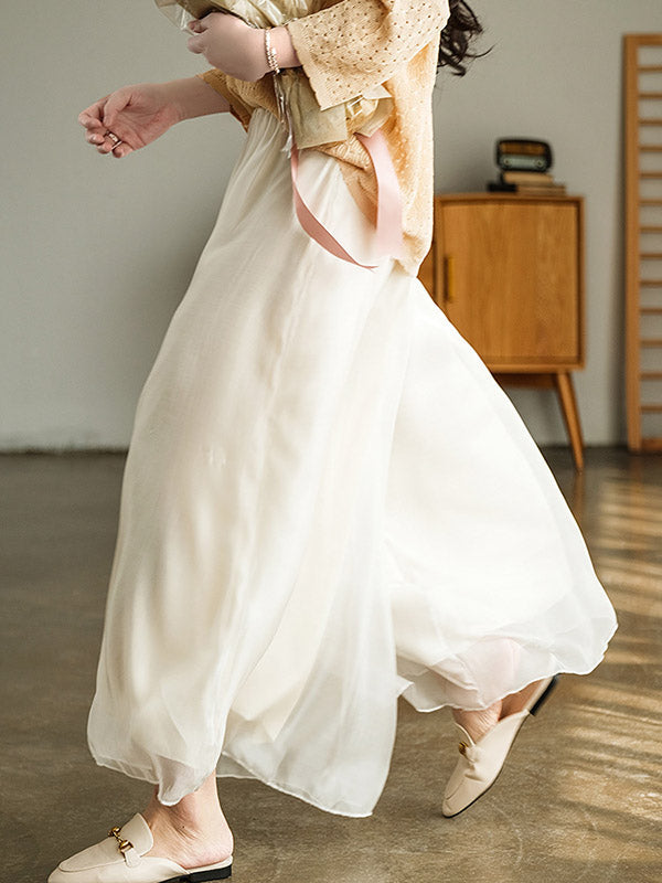 Classic Vintage Pants with a Flattering Fit