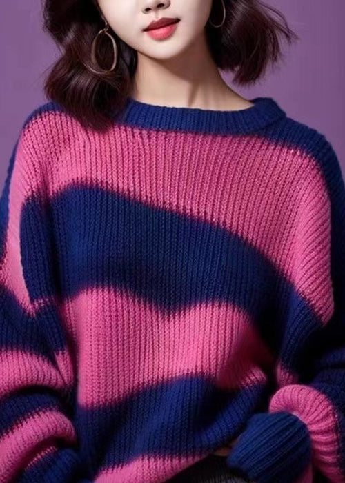 Classic Vintage Sweater with a Flattering Fit