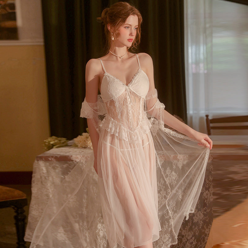 Finely Styled Dress with a Classic Vintage Look