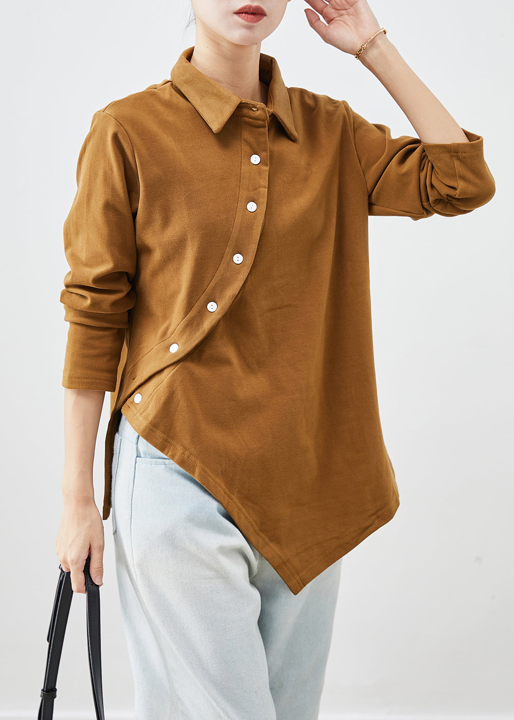 Elegantly Styled Shirt for Everyday Wear
