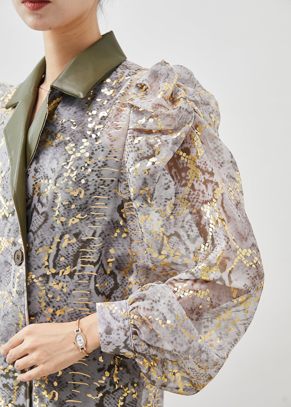 A Vintage Style Shirt with Delicate Timeless Details