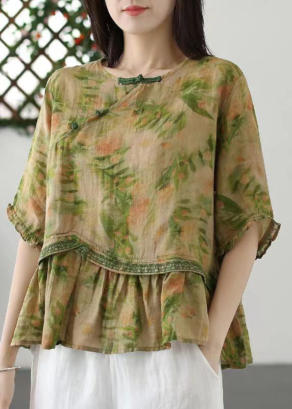 A Vintage Style Shirt with Delicate Timeless Details
