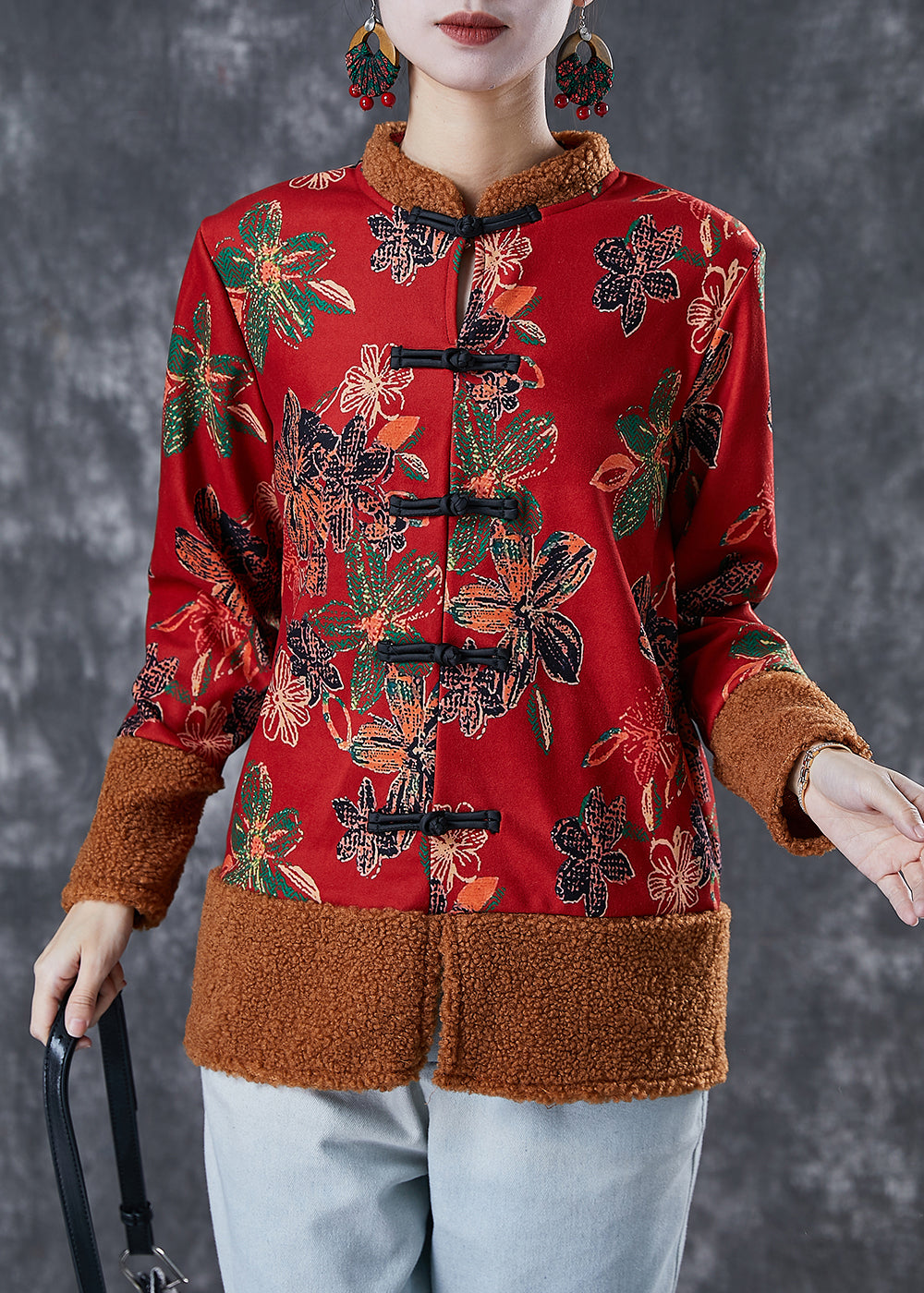 Elegantly Styled Jacket for Everyday Wear