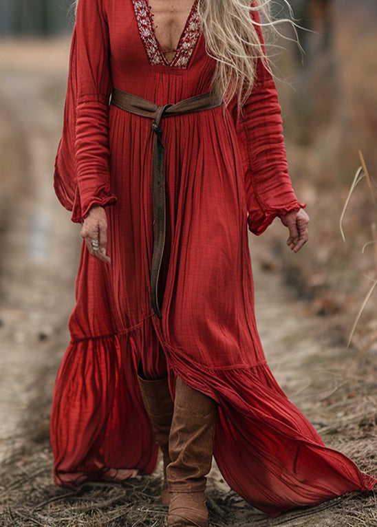 Beautifully Crafted Dress in a Classic Style
