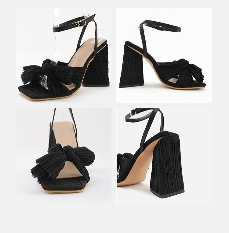 Chic Orthopedic Sandals with Unique Design