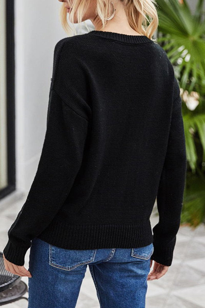 Well Tailored Sweater with a Graceful Silhouette