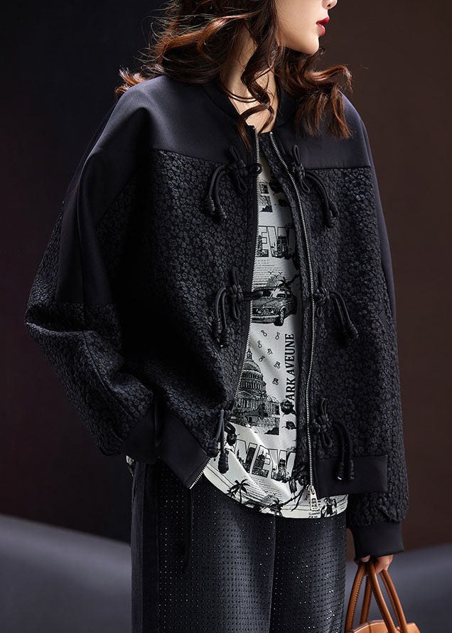 Beautifully Finished Coat in a Timeless Design