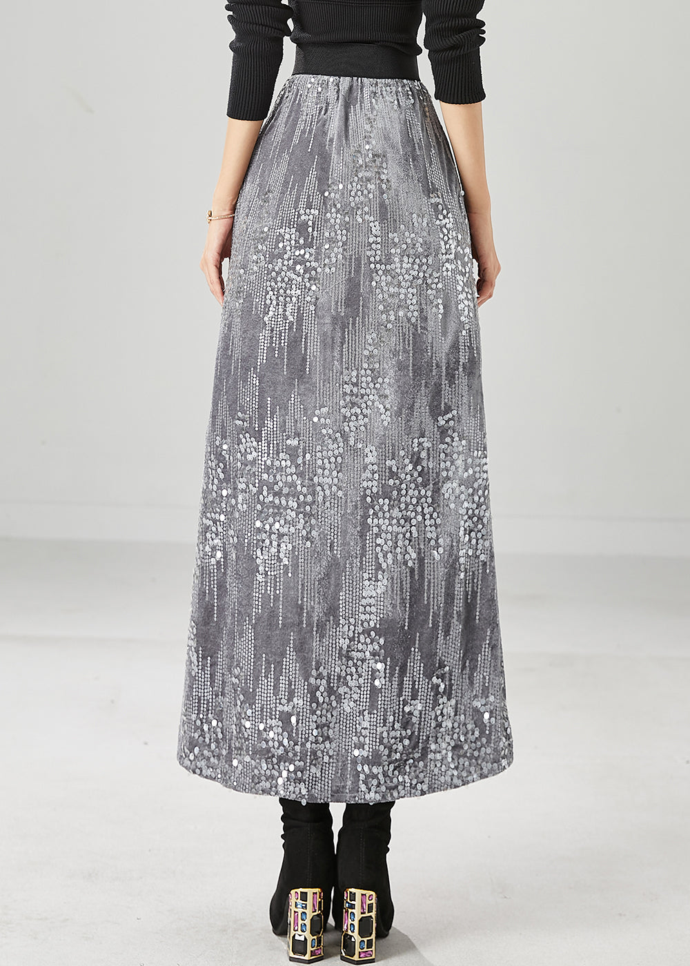 Classic Vintage Garment with a Flattering Fit