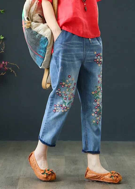 Elegantly Styled Pants for Everyday Wear