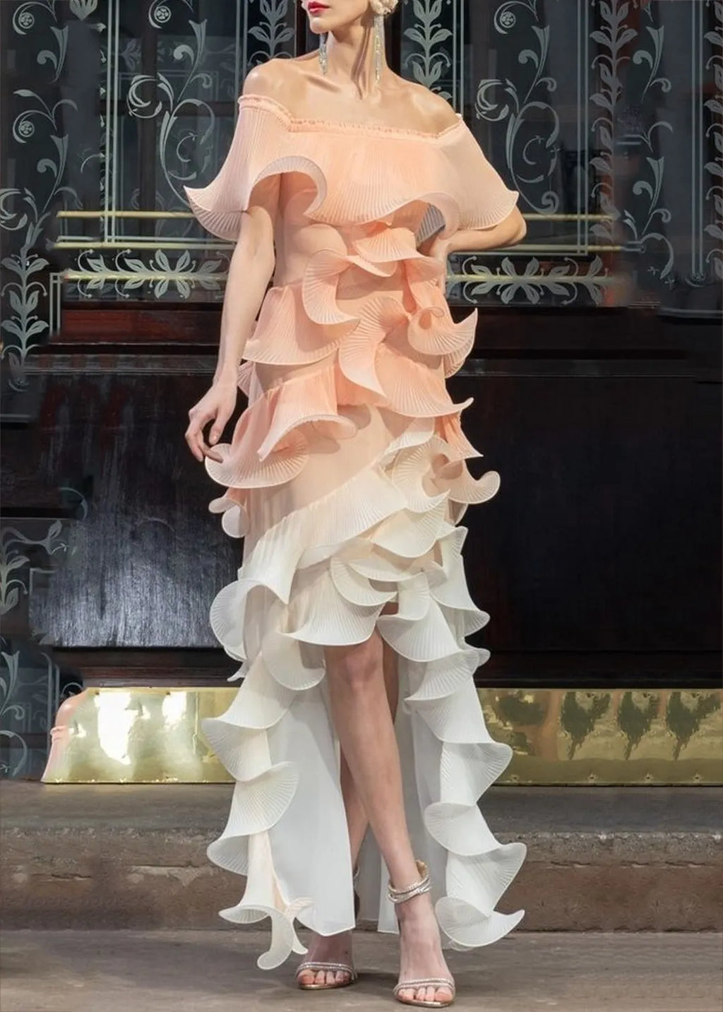 Gracefully Styled Dress for Any Occasion
