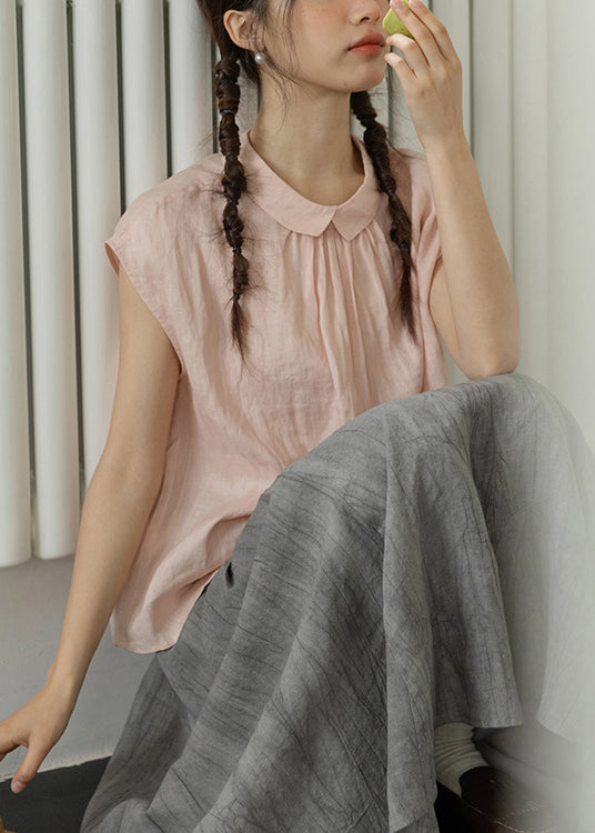 Well Tailored Top with a Graceful Silhouette