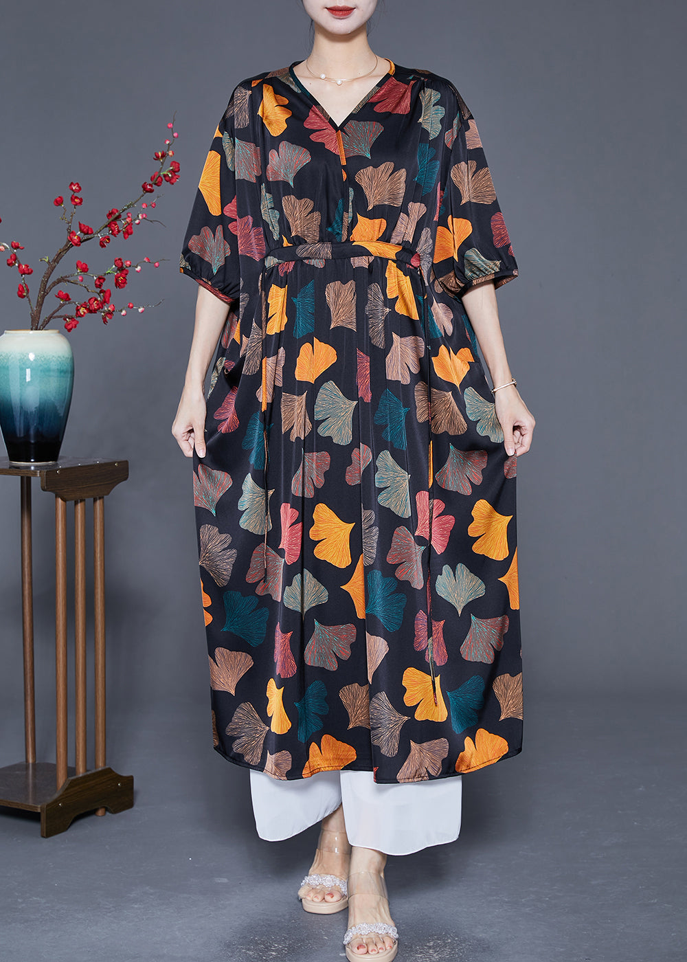 Classic Vintage & Enduringly Stylish Dress