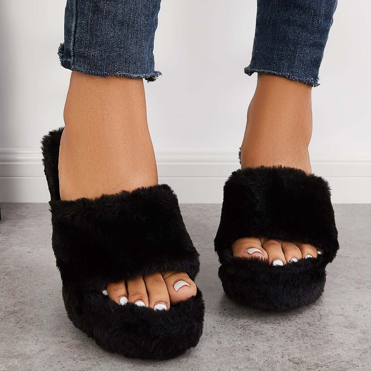 Stylish Orthopedic Slippers for Any Occasion
