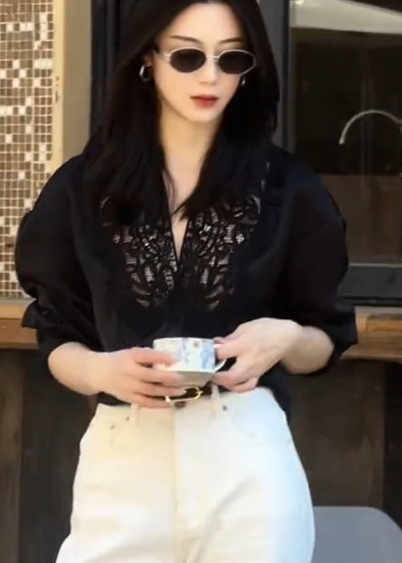 Effortlessly Elegant Shirt with a Timeless Design