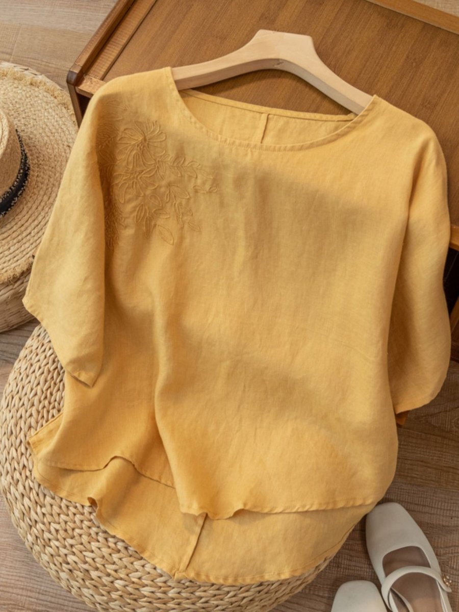 Polished Blouse with an Effortless Classic Look