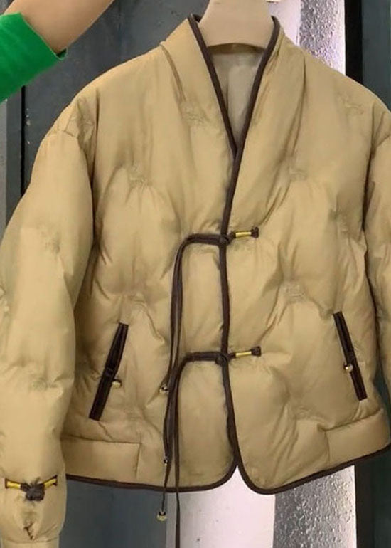 Effortlessly Elegant Coat with a Timeless Design