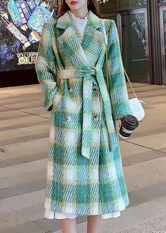 Gracefully Styled Coat for Any Occasion
