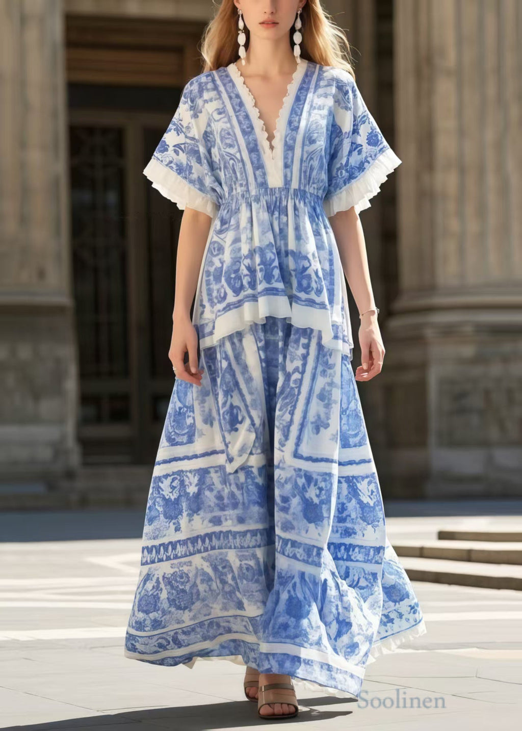 Classic Vintage Dress with a Flattering Fit