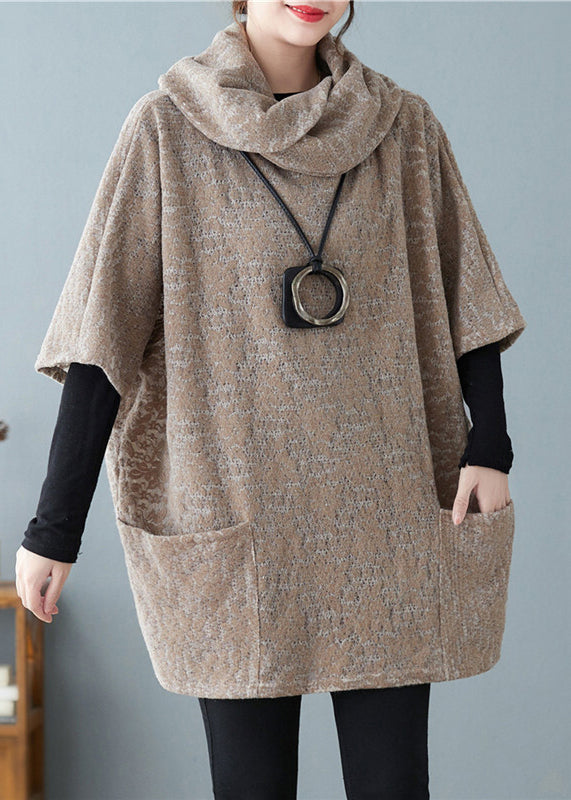 Well Tailored Top with a Graceful Silhouette