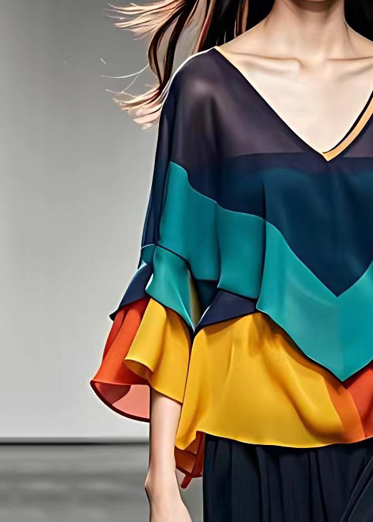 Sophisticated Blouse with a Clean Classic Look