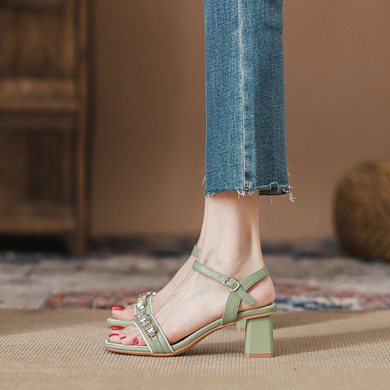 Graceful Orthopedic Sandals for Modern Look