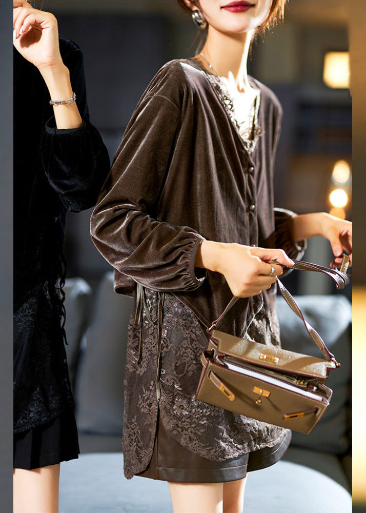 A Vintage Style Top with Delicate Timeless Details