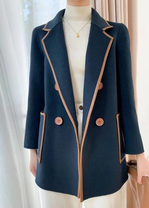 Elegantly Styled Coat for Everyday Wear