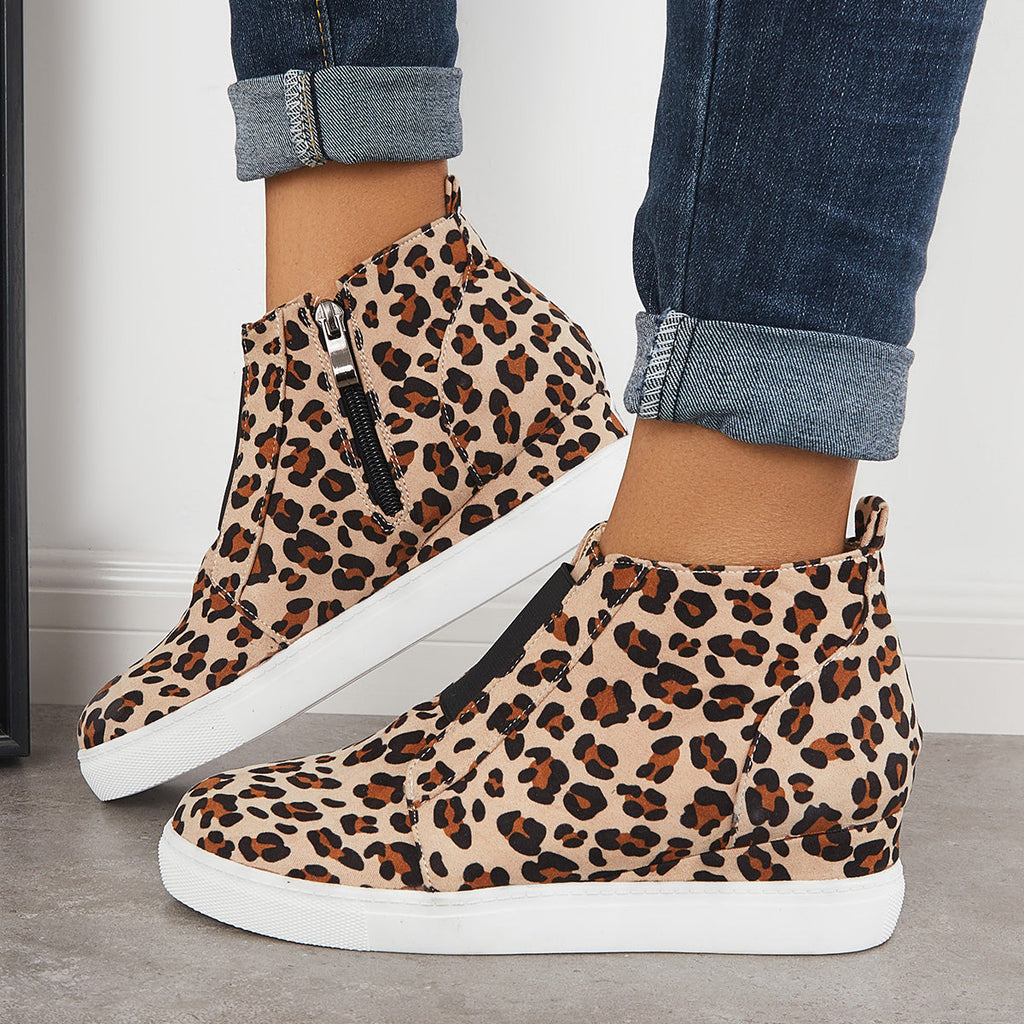 Graceful Orthopedic Sneakers for Modern Look