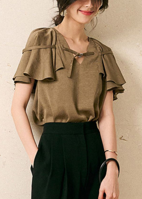 A Vintage Style Shirt with Delicate Timeless Details