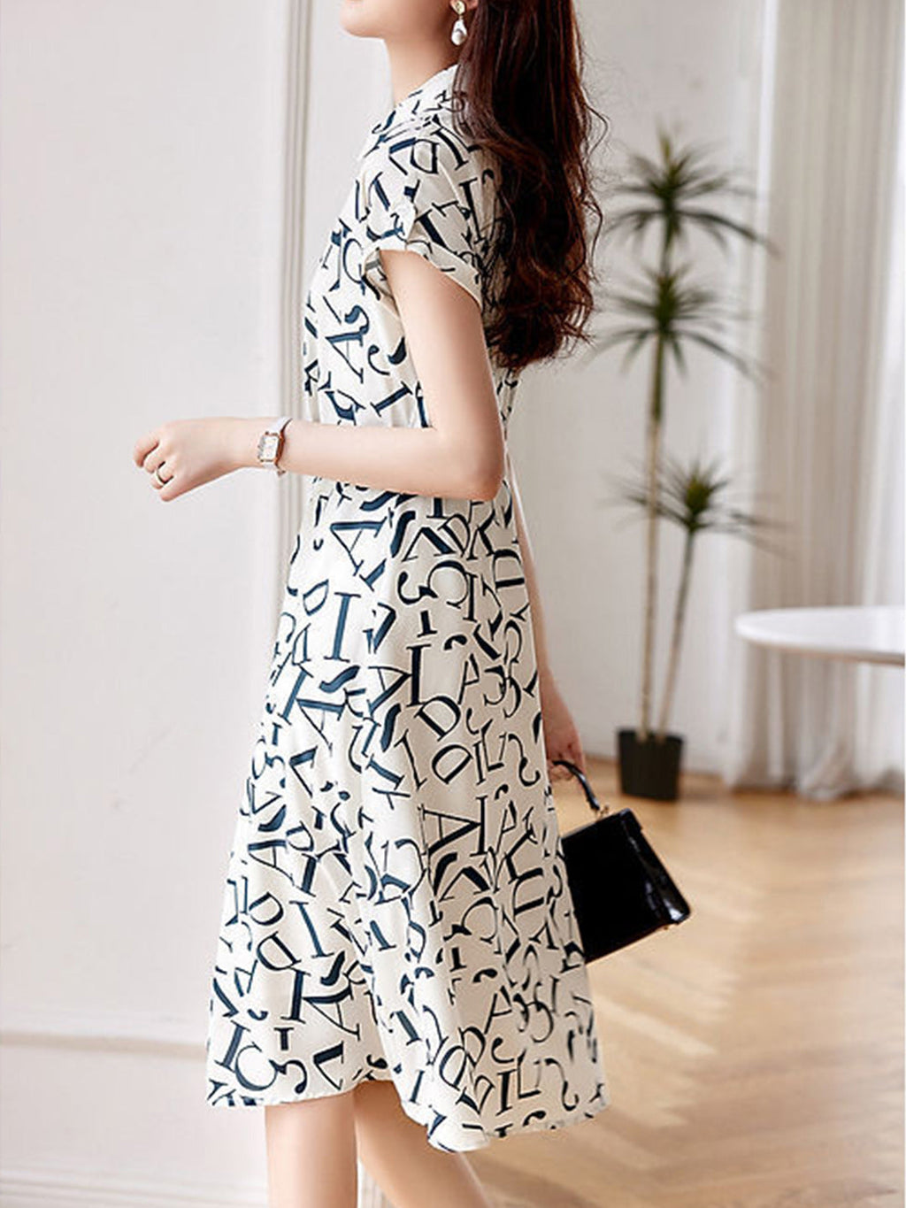 Gracefully Styled Dress for Any Occasion