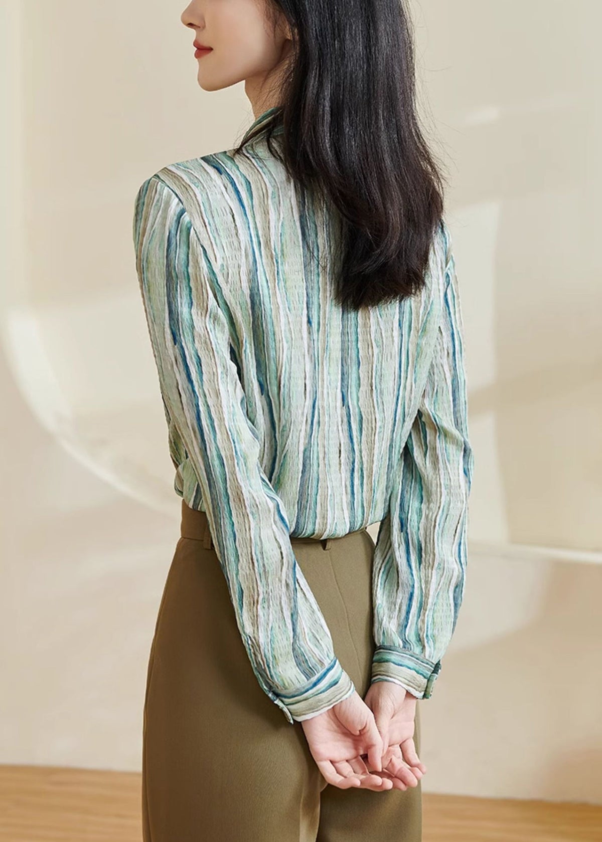 Beautifully Finished Blouse in a Timeless Design