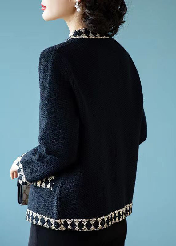 Classic Vintage Coat with a Flattering Fit