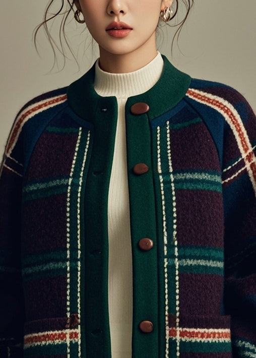 Effortlessly Elegant Coat with a Timeless Design