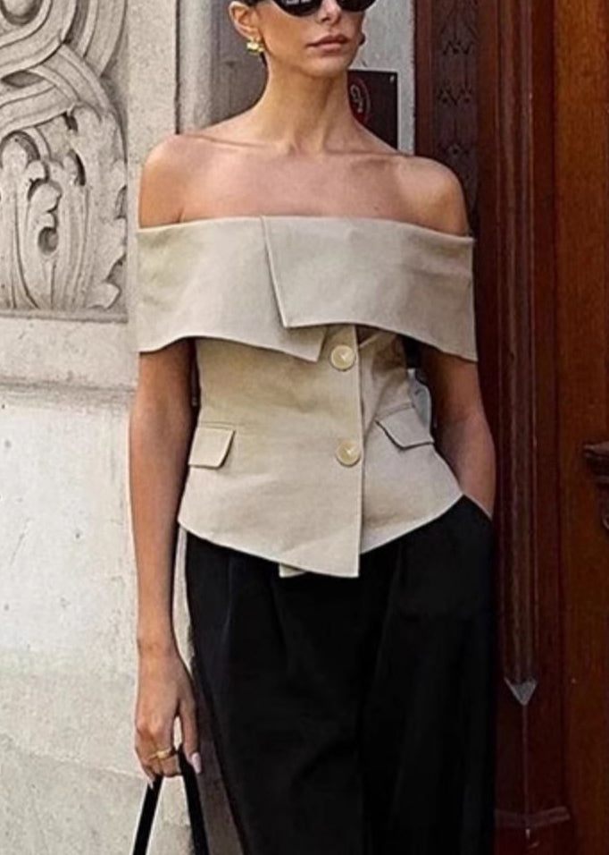 Polished Top with an Effortless Classic Look