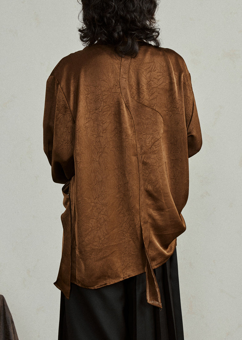 Well Tailored Shirt with a Graceful Silhouette
